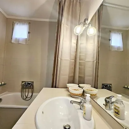 Vieux - Charmant 4 Personnes Apartmán *